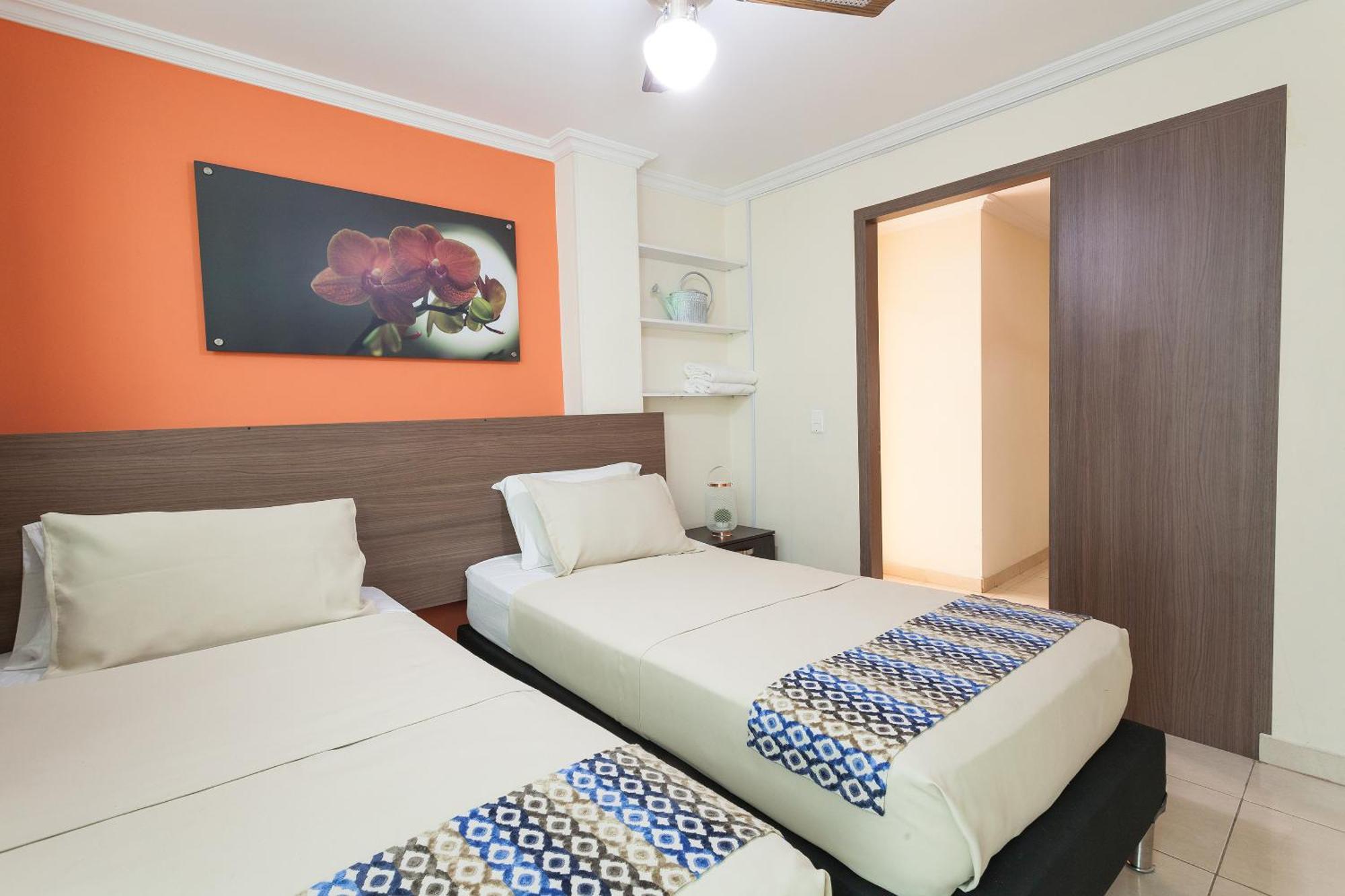 Apartamentos Laureles De La 70 麦德林 外观 照片